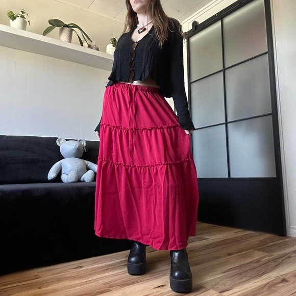 Red Tiered Ruffle Summer Maxi Skirt - Picture 8 of 8
